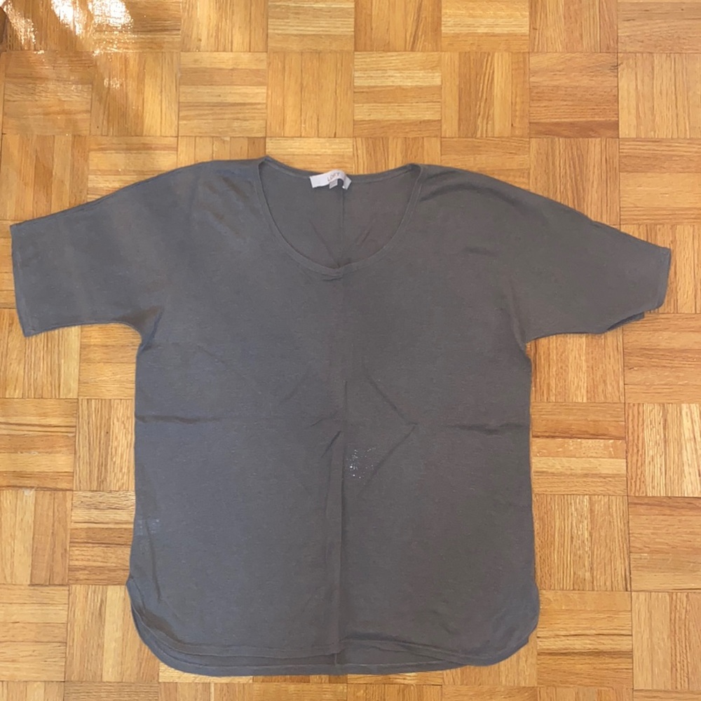 Loft short sleeve tshirt
